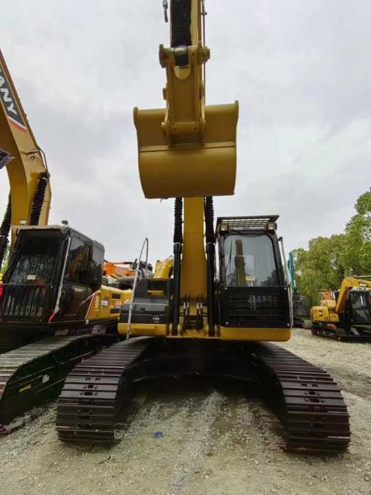 Used Digger CAT 323D2L Construction Machinery Construction Digger Used CAT 323D2L Cheap Excavator - Bager guseničar: slika 3 Used Digger CAT 323D2L Construction Machinery Construction Digger Used CAT 323D2L Cheap Excavator - Bager guseničar: slika 3