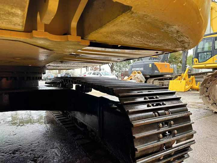 Used Digger CAT 323D2L Construction Machinery Construction Digger Used CAT 323D2L Cheap Excavator - Bager guseničar: slika 5 Used Digger CAT 323D2L Construction Machinery Construction Digger Used CAT 323D2L Cheap Excavator - Bager guseničar: slika 5