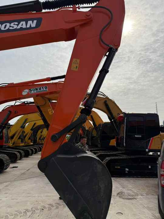 Used Digger Doosan DX225LC-9T Construction Machinery Construction Digger Used Doosan DX225LC-9T Cheap Excavator - Bager guseničar: slika 2 Used Digger Doosan DX225LC-9T Construction Machinery Construction Digger Used Doosan DX225LC-9T Cheap Excavator - Bager guseničar: slika 2