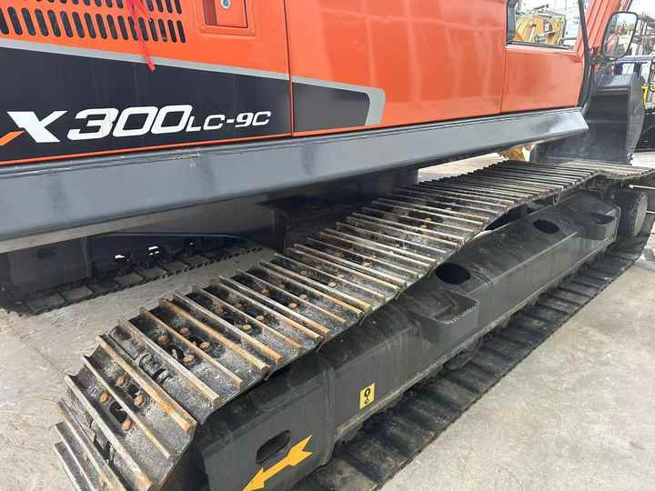 Used Excavator Doosan DX300 Excavators Mini Equipment Earth Moving Machinery Doosan Digger Excavator for Sale - Bager guseničar: slika 5 Used Excavator Doosan DX300 Excavators Mini Equipment Earth Moving Machinery Doosan Digger Excavator for Sale - Bager guseničar: slika 5
