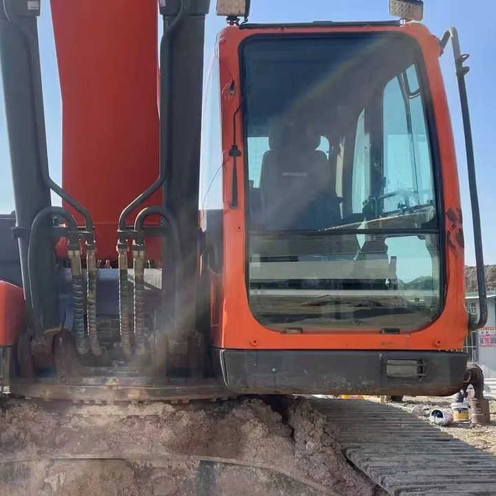 Used Excavator Doosan DX380 Excavators Mini Equipment Earth Moving Machinery Doosan Digger Excavator for Sale - Bager: slika 5 Used Excavator Doosan DX380 Excavators Mini Equipment Earth Moving Machinery Doosan Digger Excavator for Sale - Bager: slika 5