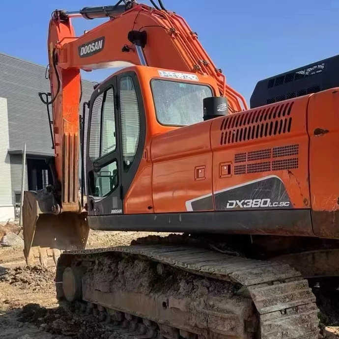 Used Excavator Doosan DX380 Excavators Mini Equipment Earth Moving Machinery Doosan Digger Excavator for Sale - Bager: slika 2 Used Excavator Doosan DX380 Excavators Mini Equipment Earth Moving Machinery Doosan Digger Excavator for Sale - Bager: slika 2