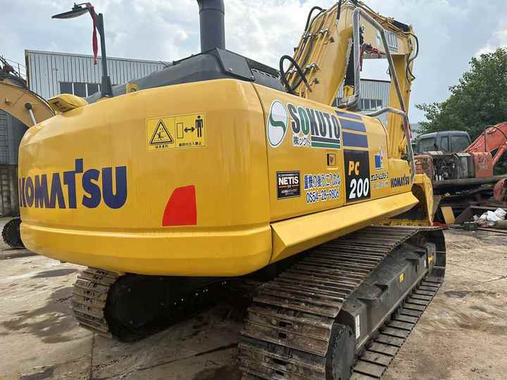Used Good Quality Japan Original PC200-8 in Good Condition PC200-8 Komatsu - Bager guseničar: slika 3 Used Good Quality Japan Original PC200-8 in Good Condition PC200-8 Komatsu - Bager guseničar: slika 3