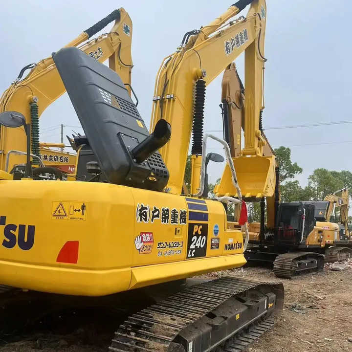 Used Good Quality Japan Original PC240-8 in Good Condition PC240-8 Komatsu - Bager guseničar: slika 1 Used Good Quality Japan Original PC240-8 in Good Condition PC240-8 Komatsu - Bager guseničar: slika 1