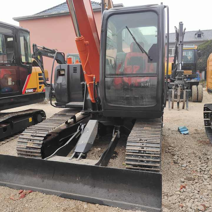 Used HITACHI ZX-70 - Bager: slika 3 Used HITACHI ZX-70 - Bager: slika 3