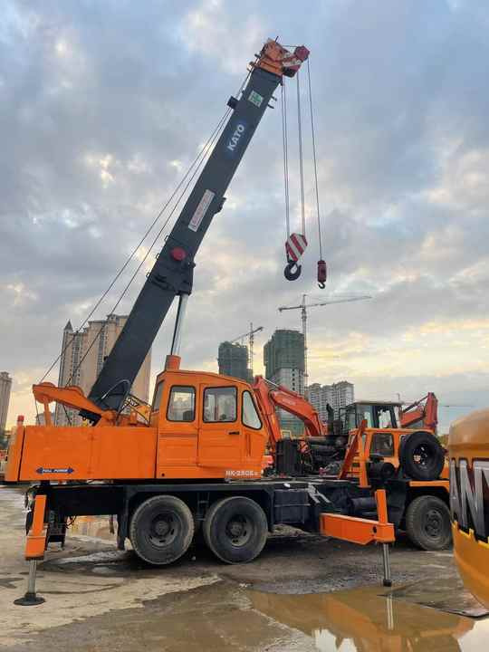 Used Heavy Construction Equipment kato 25 Tons Second Hand Mobile Crane Used Machine Hot Sale - Pokretni kran: slika 3 Used Heavy Construction Equipment kato 25 Tons Second Hand Mobile Crane Used Machine Hot Sale - Pokretni kran: slika 3
