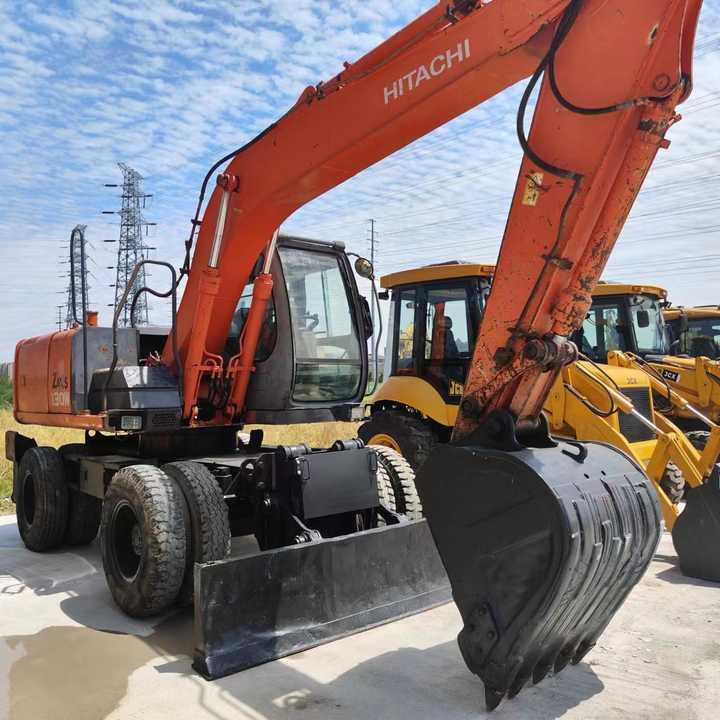 Used Japan Original Brand Hitachi Zx 130w Wheel Excavator Hitachi Zx120 130 200 Excavator for Sale - Bager: slika 2 Used Japan Original Brand Hitachi Zx 130w Wheel Excavator Hitachi Zx120 130 200 Excavator for Sale - Bager: slika 2