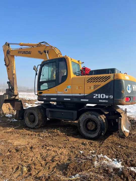 Used Korea Brand Original hyundai 210w-9 Wheel Excavator for Sale Used hyundai Wheel Excavator - Bager guseničar: slika 5 Used Korea Brand Original hyundai 210w-9 Wheel Excavator for Sale Used hyundai Wheel Excavator - Bager guseničar: slika 5