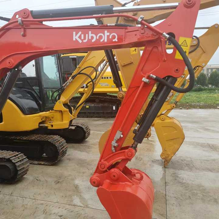 Used Kubota U35 Excavator for Sale | 2018-2023 Models | Low Hours , Full Service Records - Bager guseničar: slika 4 Used Kubota U35 Excavator for Sale | 2018-2023 Models | Low Hours , Full Service Records - Bager guseničar: slika 4