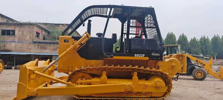 Used Shantui SD22 New Model Bulldozer Second Hand Machine Popular Brand Shantui Hydraulic Machinery - Buldožer: slika 2 Used Shantui SD22 New Model Bulldozer Second Hand Machine Popular Brand Shantui Hydraulic Machinery - Buldožer: slika 2