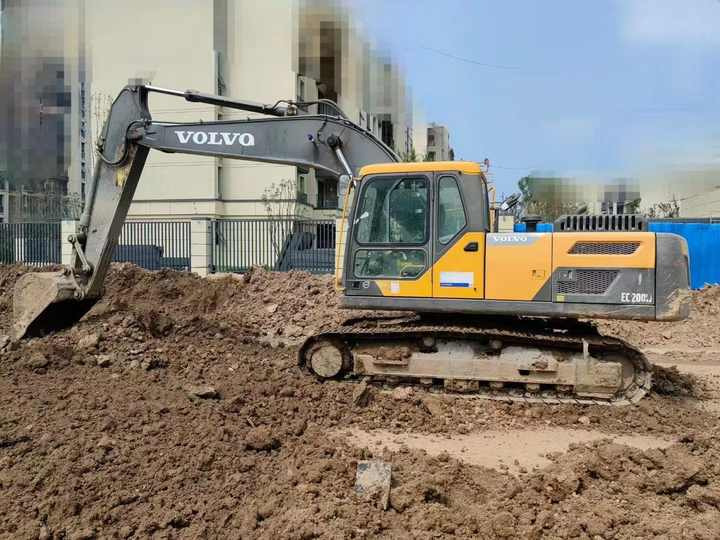 Used Volvo Brand Original EC200B Model Excavator with Good Working Condition for Sale - Bager guseničar: slika 3 Used Volvo Brand Original EC200B Model Excavator with Good Working Condition for Sale - Bager guseničar: slika 3