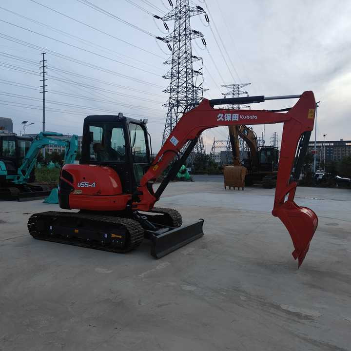 Well-Maintained Kubota U55 Second Hand Machine | No Major Repairs | Price Negotiable - Mini bager: slika 4 Well-Maintained Kubota U55 Second Hand Machine | No Major Repairs | Price Negotiable - Mini bager: slika 4
