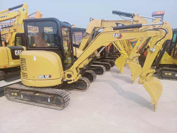 Well-Maintained Used CAT 303.5E Reliable Performance Guaranteed - Bager: slika 4 Well-Maintained Used CAT 303.5E Reliable Performance Guaranteed - Bager: slika 4