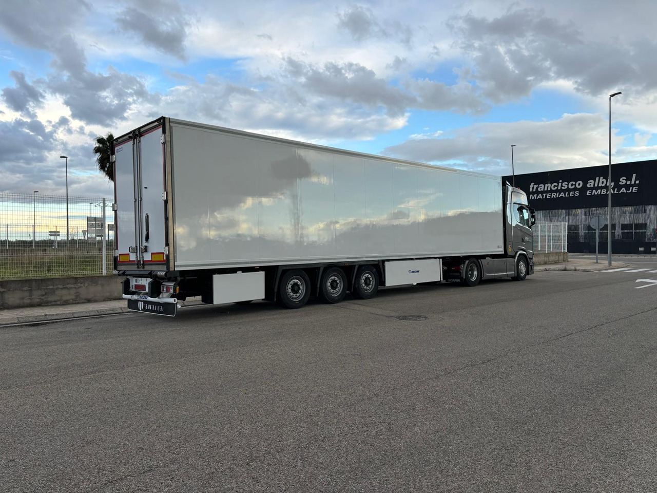 SCANIA S500 - Hladnjača: slika 2 SCANIA S500 - Hladnjača: slika 2