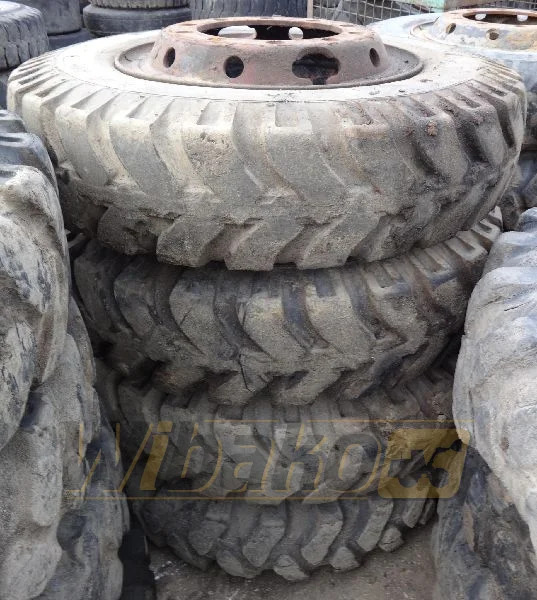 8.25/20 10/28/0 - Utovarivač točkaš: slika 1 8.25/20 10/28/0 - Utovarivač točkaš: slika 1