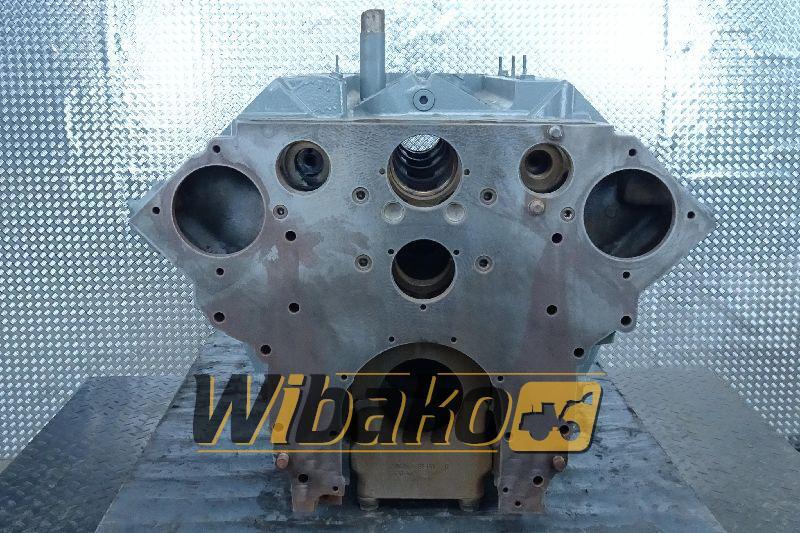 Block Engine / Motor Deutz TCD2015 V08 04612814/04262785R - Cilindar blok za Građevinska mašina: slika 2 Block Engine / Motor Deutz TCD2015 V08 04612814/04262785R - Cilindar blok za Građevinska mašina: slika 2