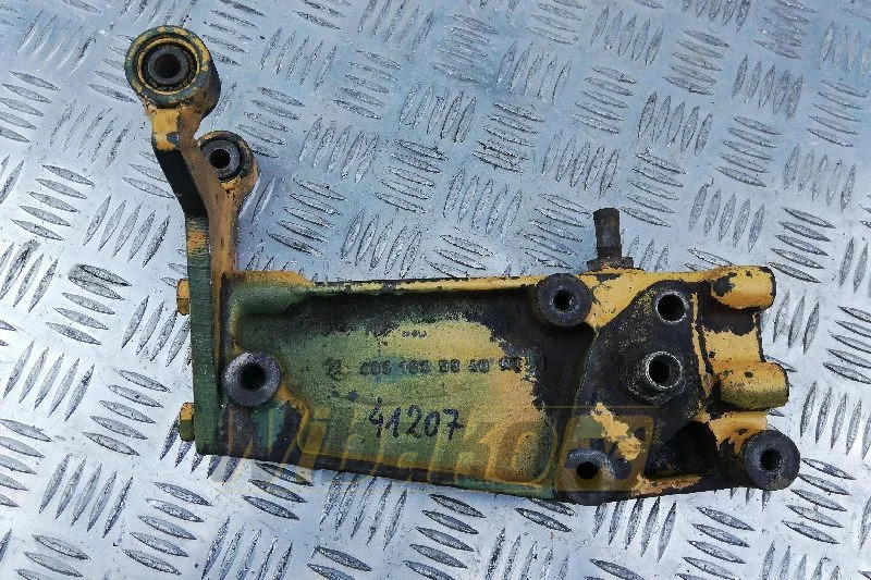 Mercedes OM421A 4031840340M1 - Alternator za Građevinska mašina: slika 1 Mercedes OM421A 4031840340M1 - Alternator za Građevinska mašina: slika 1