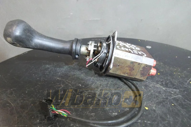 Volvo EC340 - Hidraulični ventil za Građevinska mašina: slika 1 Volvo EC340 - Hidraulični ventil za Građevinska mašina: slika 1