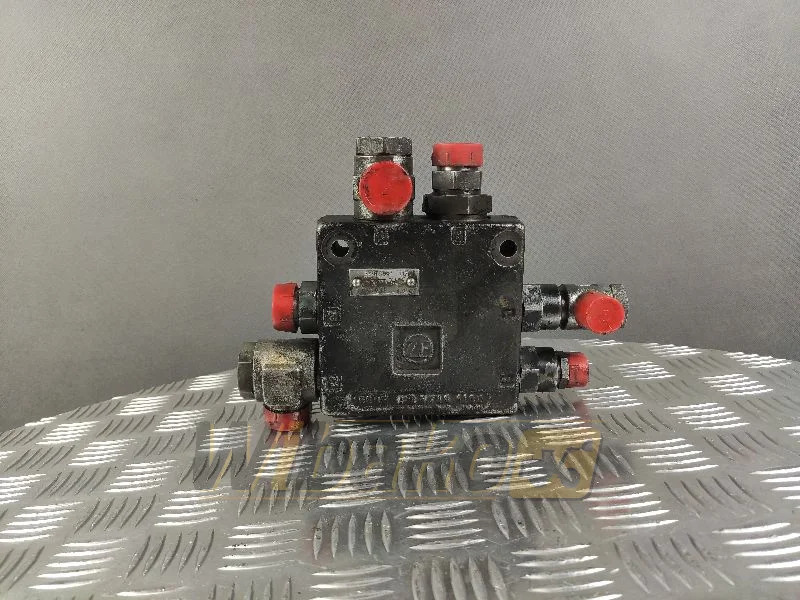 ZF 7730900117 - Hidraulični ventil za Građevinska mašina: slika 1 ZF 7730900117 - Hidraulični ventil za Građevinska mašina: slika 1