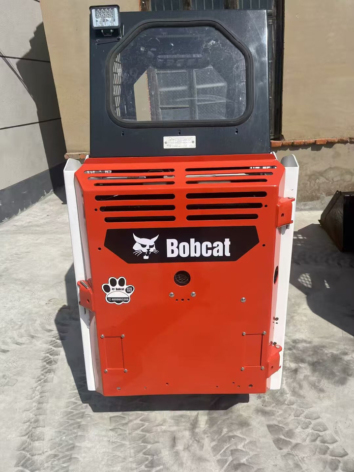 BOBCAT S730 - Utovarivač točkaš: slika 2 BOBCAT S730 - Utovarivač točkaš: slika 2