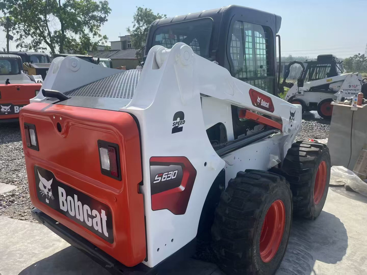 BOBCAT s630 - Mini utovarivač: slika 4 BOBCAT s630 - Mini utovarivač: slika 4