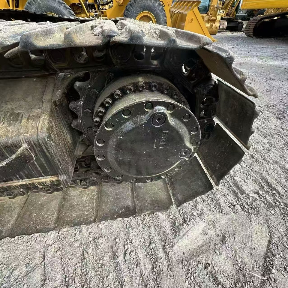 Bager guseničar CATERPILLAR 320GC: slika 9