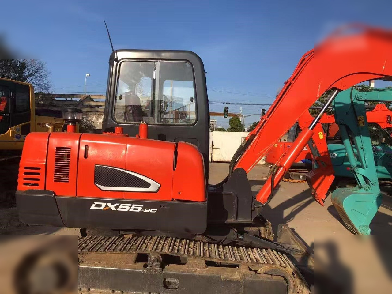 DOOSAN DH55-V - Mini bager: slika 2 DOOSAN DH55-V - Mini bager: slika 2