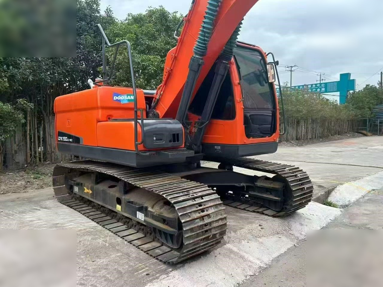 DOOSAN DX150W-9C - Bager točkaš: slika 1 DOOSAN DX150W-9C - Bager točkaš: slika 1