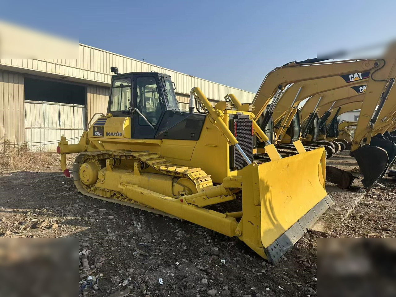 KOMATSU D85EX-18 - Buldožer: slika 3 KOMATSU D85EX-18 - Buldožer: slika 3
