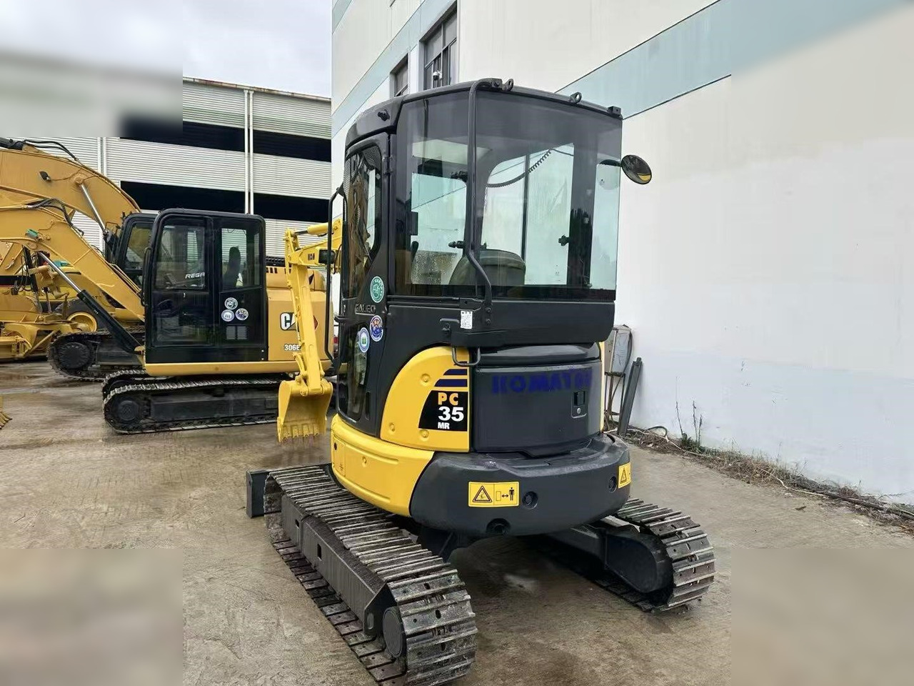 KOMATSU PC35MR - Mini bager: slika 2 KOMATSU PC35MR - Mini bager: slika 2
