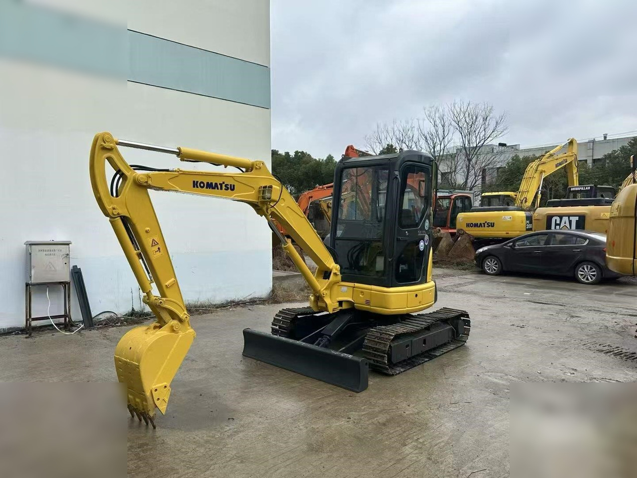 KOMATSU PC35MR - Mini bager: slika 4 KOMATSU PC35MR - Mini bager: slika 4