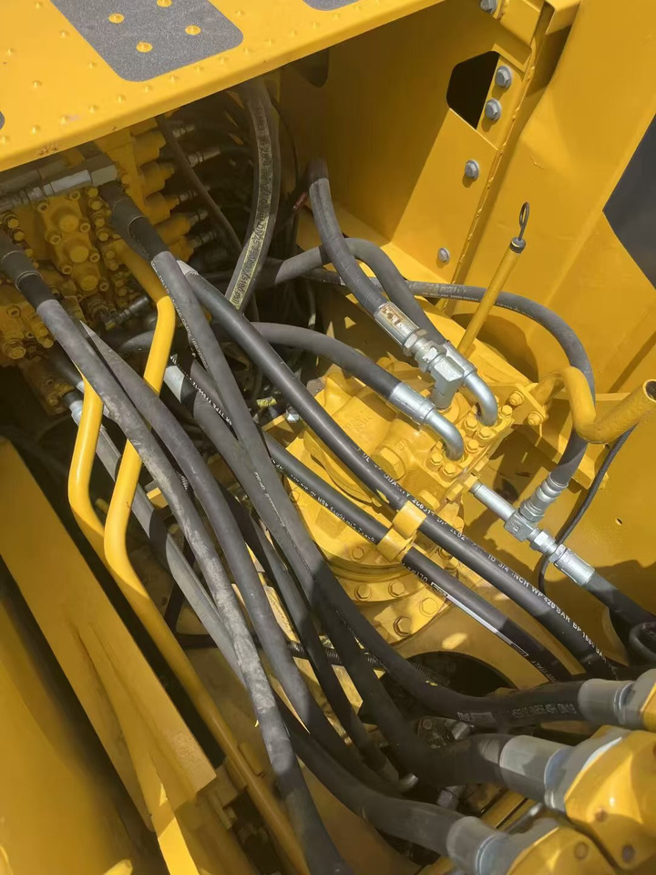 Bager guseničar KOMATSU pc200: slika 22