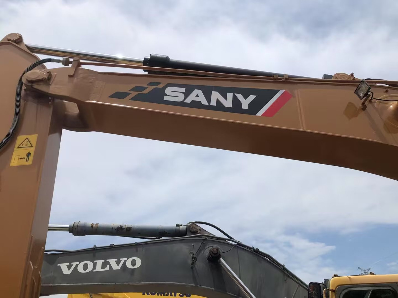 SANY SY365H - Bager guseničar: slika 4 SANY SY365H - Bager guseničar: slika 4