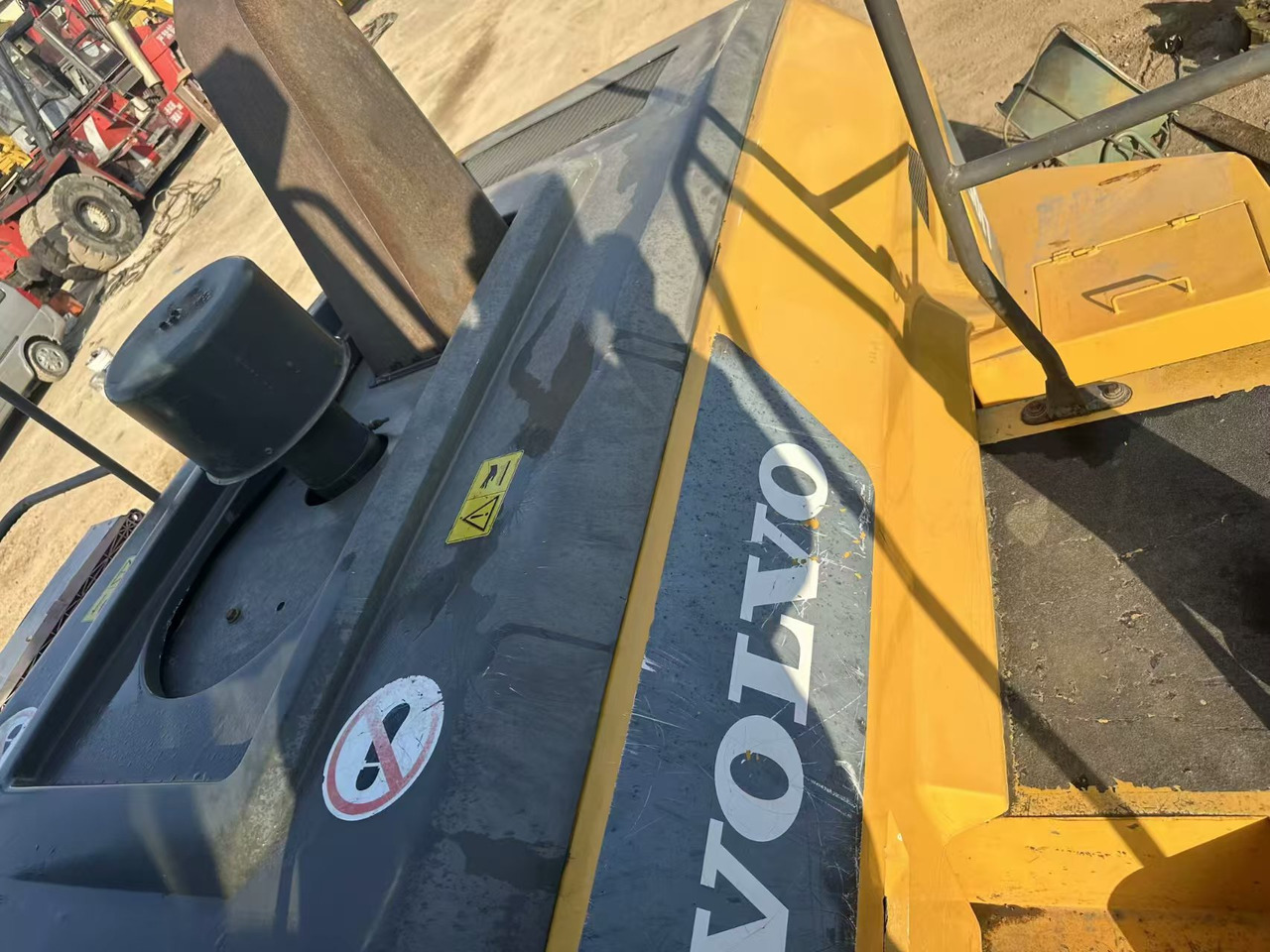 VOLVO 105L - Utovarivač točkaš: slika 3 VOLVO 105L - Utovarivač točkaš: slika 3