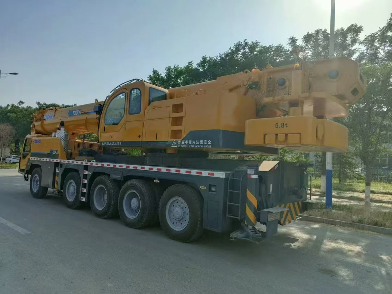 XCMG 100-ton - Pokretni kran: slika 3 XCMG 100-ton - Pokretni kran: slika 3