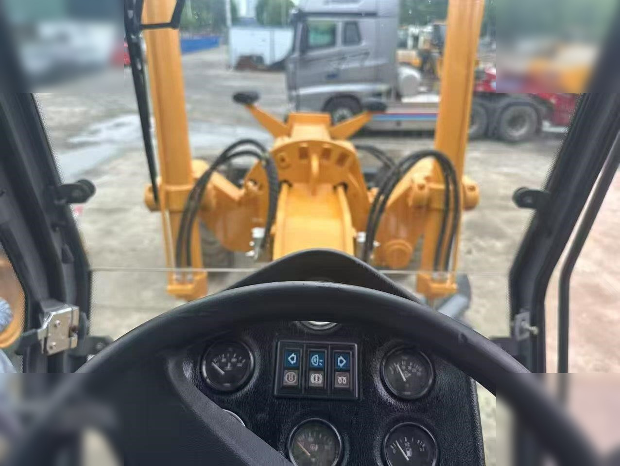 XCMG GR2153 - Grejder: slika 3 XCMG GR2153 - Grejder: slika 3