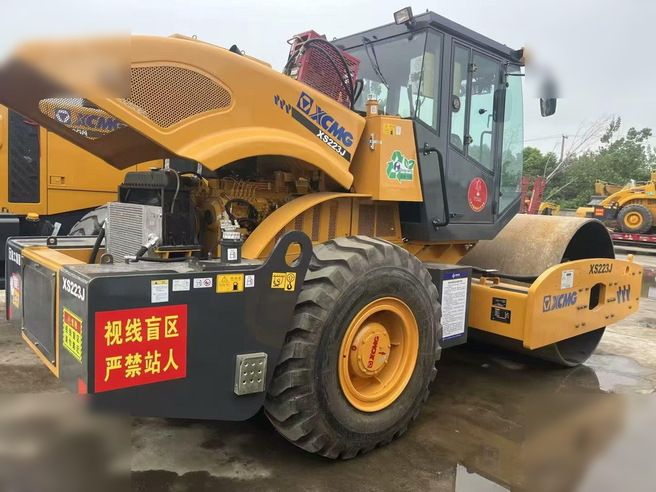 XCMG XS223J - Valjak: slika 1 XCMG XS223J - Valjak: slika 1