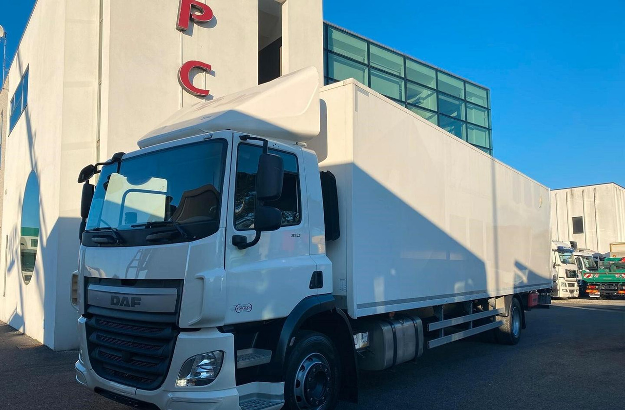 DAF 310 FA CASSONE E SPONDA EURO 6 - Kamion sa zatvorenim sandukom: slika 1 DAF 310 FA CASSONE E SPONDA EURO 6 - Kamion sa zatvorenim sandukom: slika 1