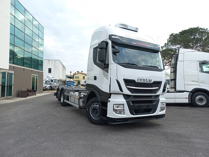 IVECO AS260S48 - Kamion za prevoz kontejnera/ Kamion sa promenjivim sandukom: slika 5 IVECO AS260S48 - Kamion za prevoz kontejnera/ Kamion sa promenjivim sandukom: slika 5
