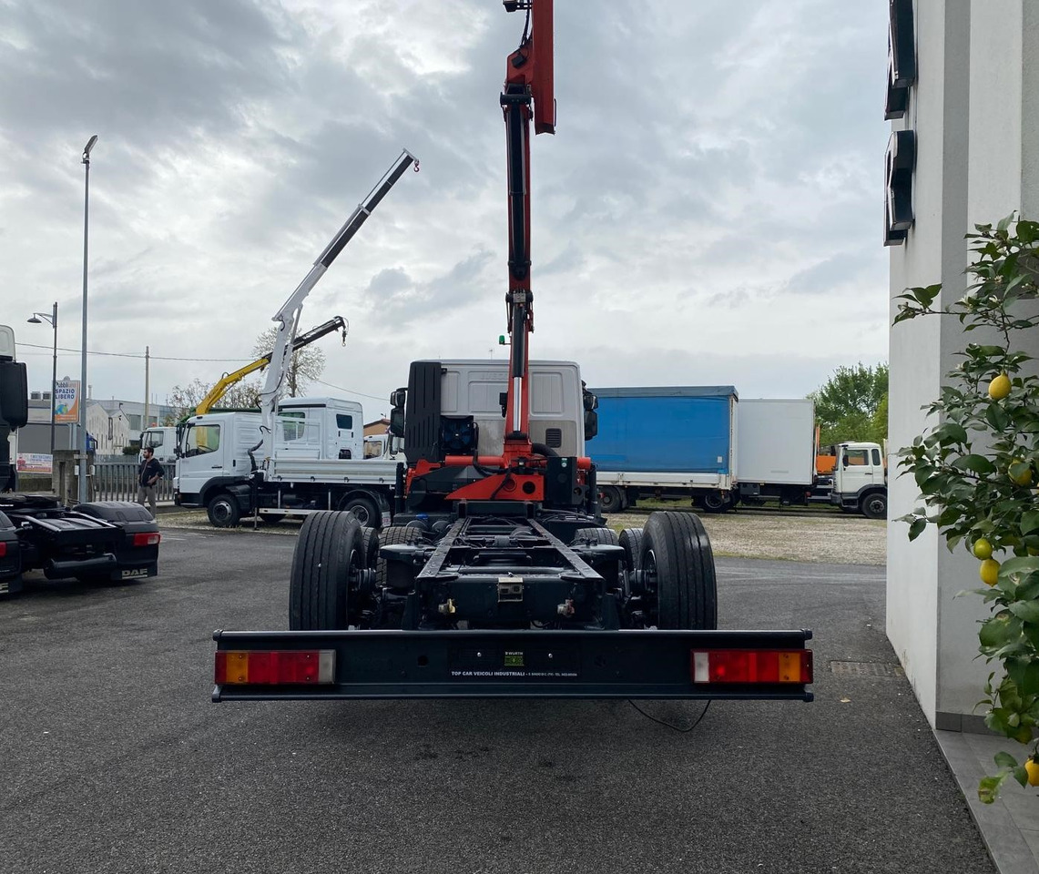 IVECO AT260S33 - Kamion sa dizalicom: slika 3 IVECO AT260S33 - Kamion sa dizalicom: slika 3