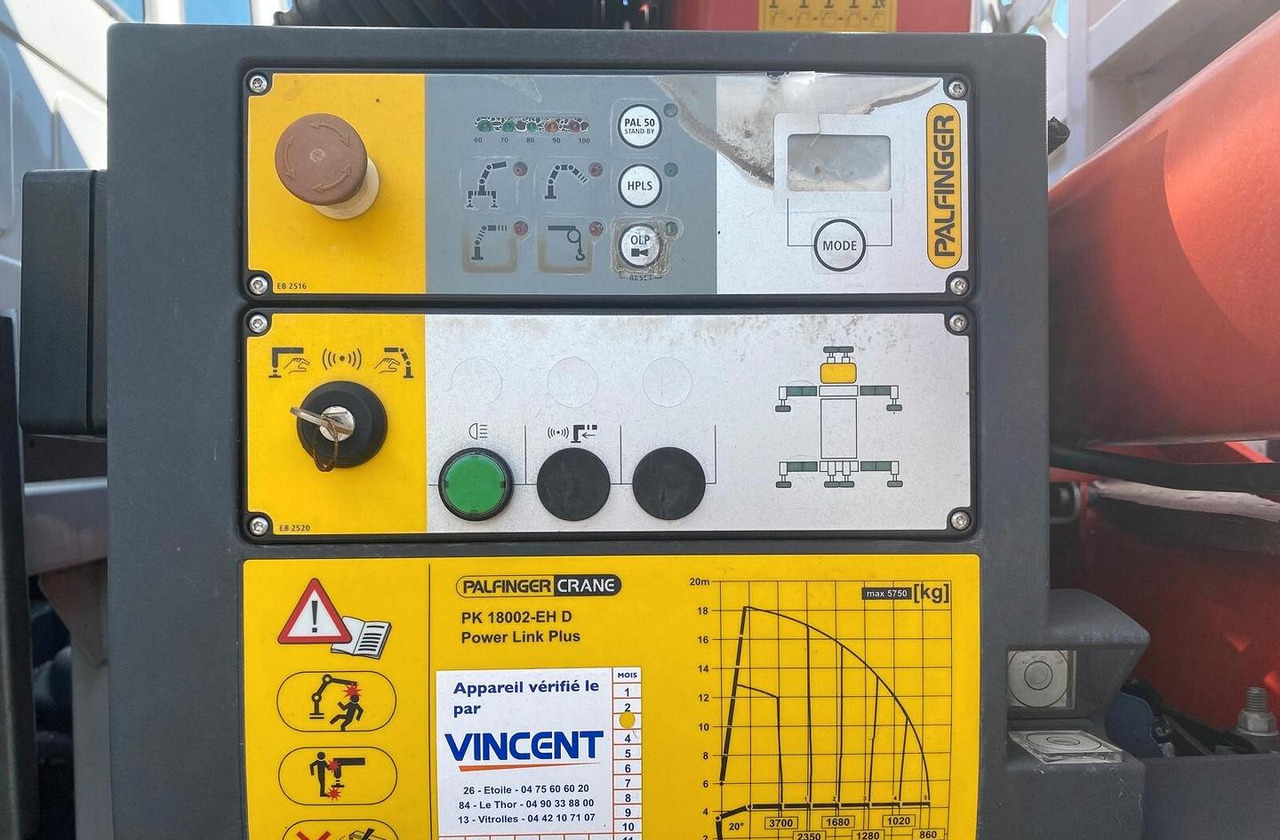 IVECO STRALIS AD260S36 CASSONE FISSO E GRU - Kamion sa tovarnim sandukom, Kamion sa dizalicom: slika 3 IVECO STRALIS AD260S36 CASSONE FISSO E GRU - Kamion sa tovarnim sandukom, Kamion sa dizalicom: slika 3