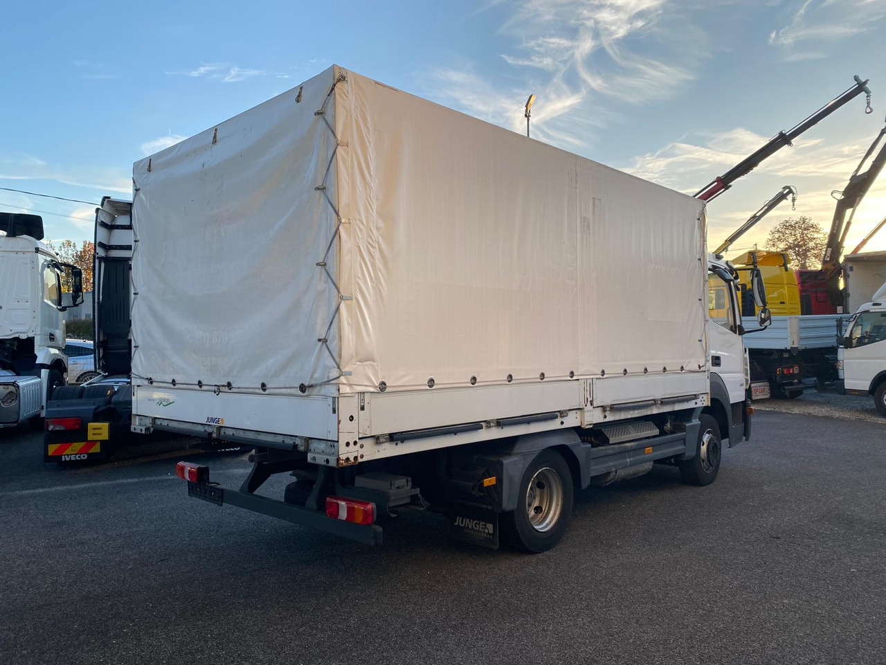 MERCEDES-BENZ 816 ATEGO - Kamion sa ceradom: slika 4 MERCEDES-BENZ 816 ATEGO - Kamion sa ceradom: slika 4