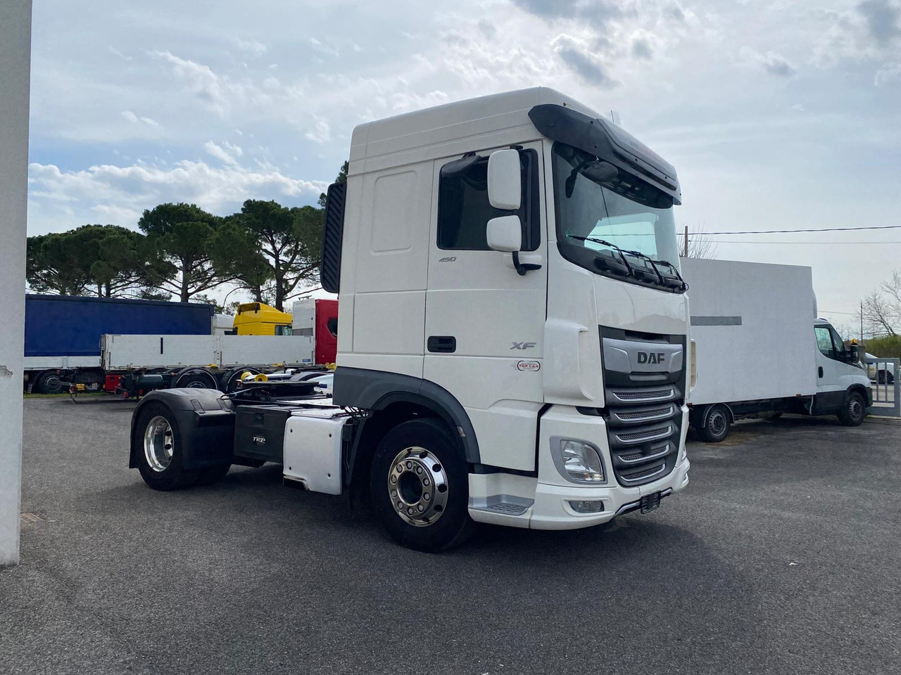 DAF XF 450 - Tegljač: slika 3 DAF XF 450 - Tegljač: slika 3