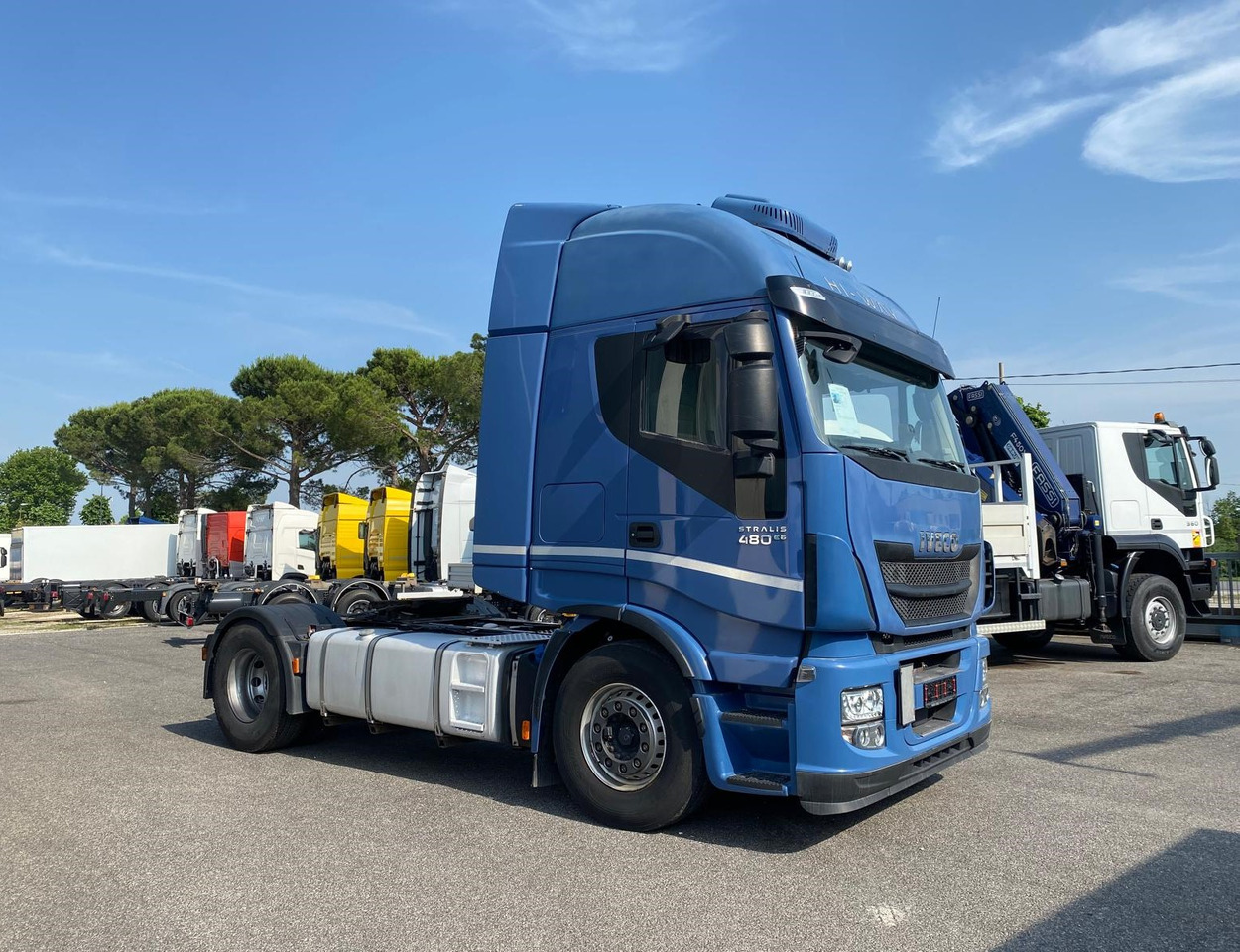 IVECO AS440T/P - Tegljač: slika 2 IVECO AS440T/P - Tegljač: slika 2