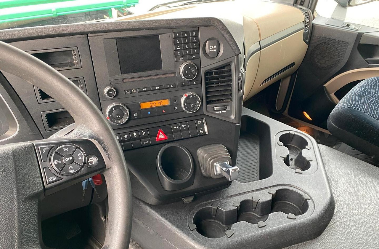 MERCEDES ACTROS 18.40 TRATTORE STRADALE EURO 6 - Tegljač: slika 5 MERCEDES ACTROS 18.40 TRATTORE STRADALE EURO 6 - Tegljač: slika 5