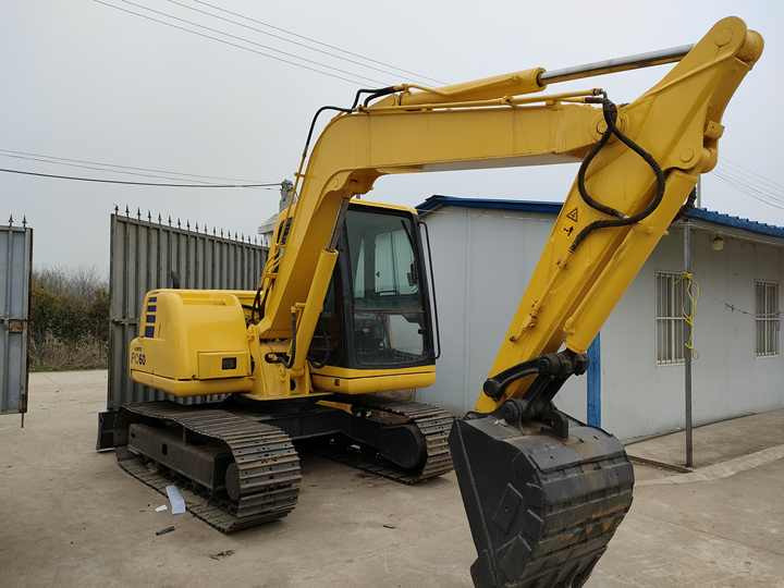 Cheap Used Komatsu PC60-7 Crawler Excavator with High Efficiency Used Heavy Machinery Komatsu P60-7 Digger Cheap for Sale - Bager guseničar: slika 5 Cheap Used Komatsu PC60-7 Crawler Excavator with High Efficiency Used Heavy Machinery Komatsu P60-7 Digger Cheap for Sale - Bager guseničar: slika 5