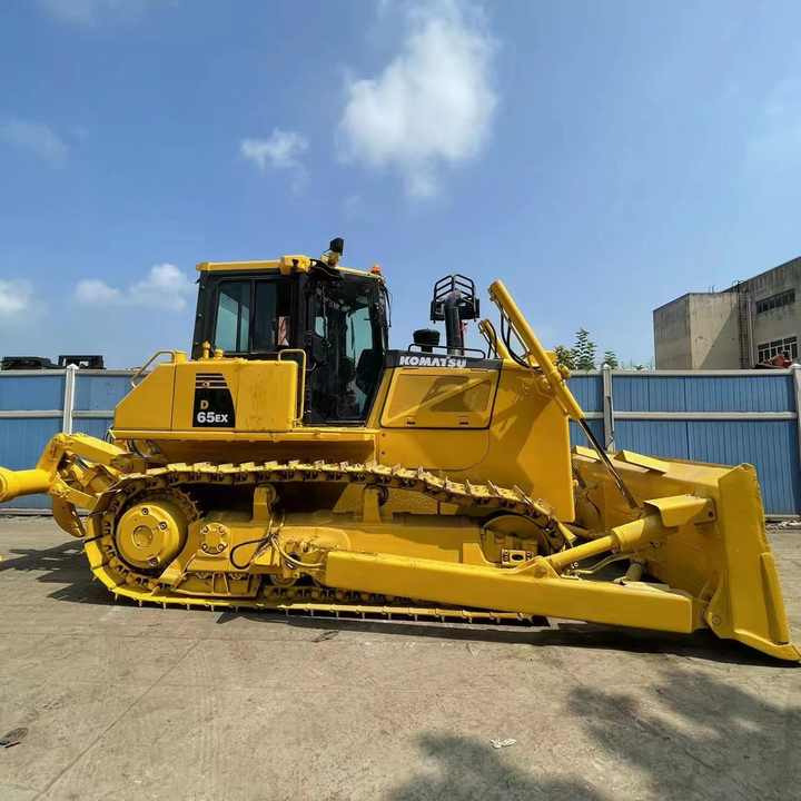 Komatsu D65EX High Efficiency Bulldozer komatsu Engine 180HP Crawler Bulldozer China - Buldožer: slika 1 Komatsu D65EX High Efficiency Bulldozer komatsu Engine 180HP Crawler Bulldozer China - Buldožer: slika 1
