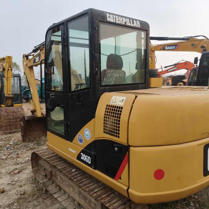 Original Cat 306 Tracked Excavator Caterpillar Excavator CAT 306 Used Cat Tracked Excavator - Bager guseničar: slika 3 Original Cat 306 Tracked Excavator Caterpillar Excavator CAT 306 Used Cat Tracked Excavator - Bager guseničar: slika 3