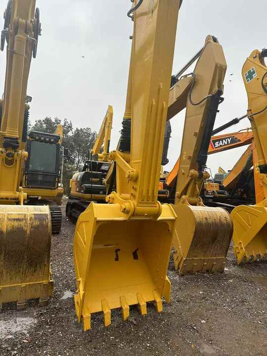 PC200-8 Low Working Hour Second Hand 20 Ton Excavator Komatsu Pc200-8 Crawler Excavator Used Komatsu Excavator PC200-8N1 - Bager: slika 5 PC200-8 Low Working Hour Second Hand 20 Ton Excavator Komatsu Pc200-8 Crawler Excavator Used Komatsu Excavator PC200-8N1 - Bager: slika 5