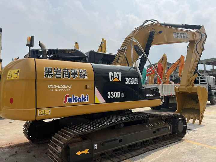 Second-Hand Caterpillar 330D2L Excavator for Sale | Reliable Caterpillar 330D2L Replacement Part - Bager guseničar: slika 3 Second-Hand Caterpillar 330D2L Excavator for Sale | Reliable Caterpillar 330D2L Replacement Part - Bager guseničar: slika 3